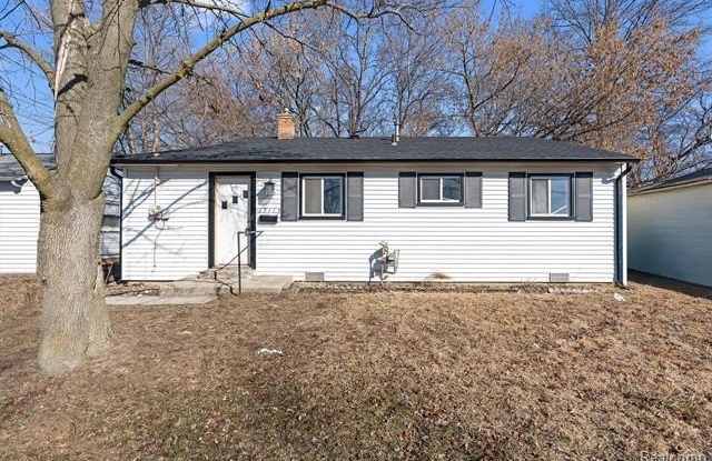 33114 Armada Court photos photos