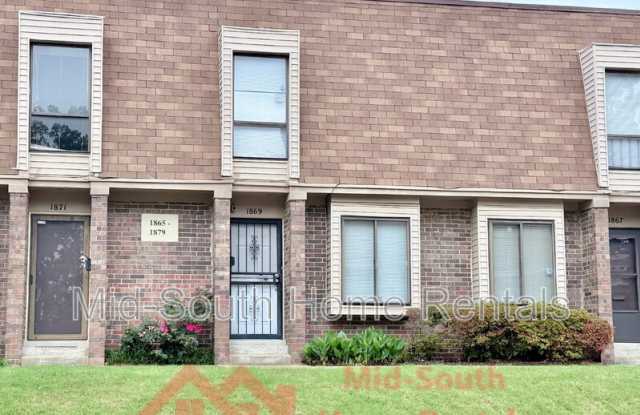 1869 E Poplar Woods Cir photos photos