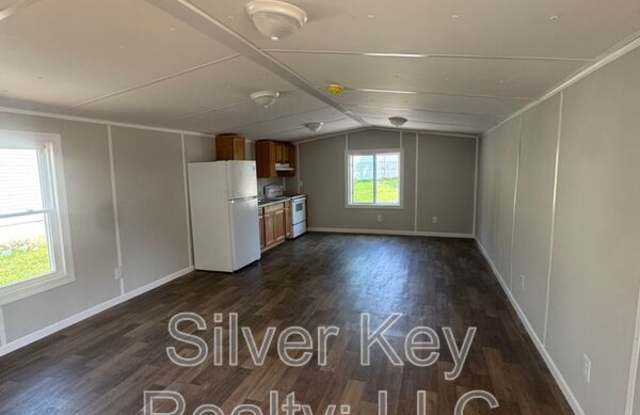 3000 Highway 11 S. Gallery 3