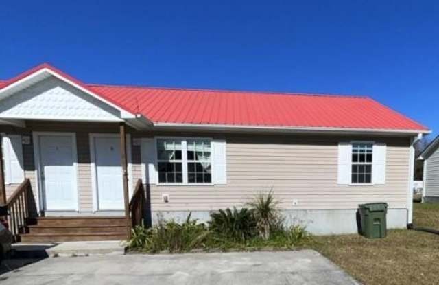 106 Laib Lane unit: 2 photos photos