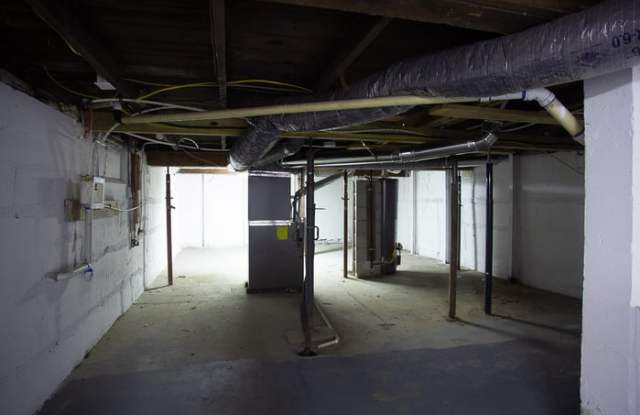 5003 Lister Avenue Gallery 3