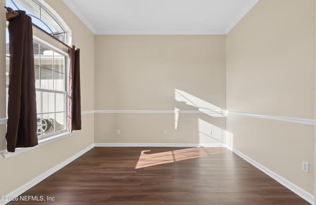 7827 ENDERBY Court Gallery 4