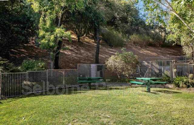660 Canyon Oaks Dr Gallery 2