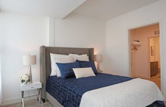 2584 Welton St - 2584 Welton Street, Denver, CO 80205
