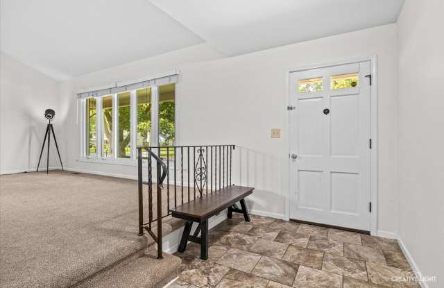 1164 Evergreen Avenue Gallery 3
