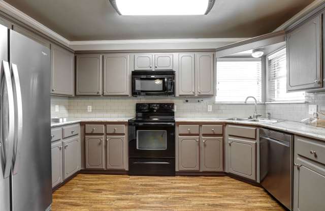 COMING SOON! 3 Bedroom 2 Bathroom House in PGISD! Gallery 4