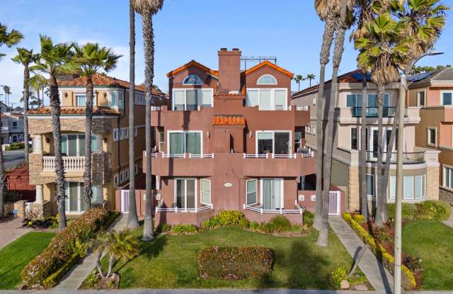 OCEAN FRONT CONDO IN HUNTINGTON BEACH photos photos