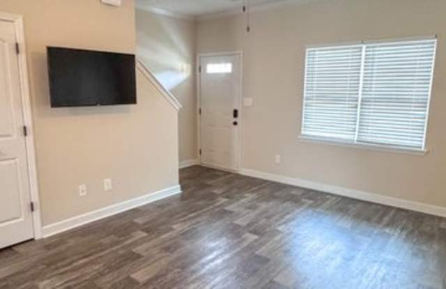 203 Justice Farm Drive - 1 Gallery 4