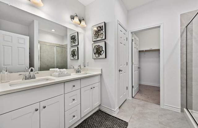 5400 Golden Canary Lane Gallery 4