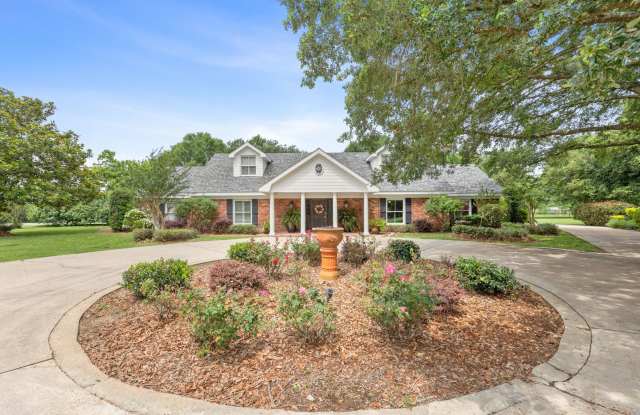 1026 S Morgan Avenue photos photos