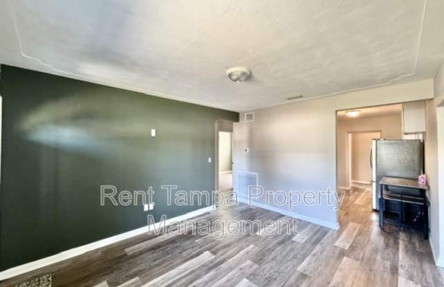 1635 40th Street South Gallery 4