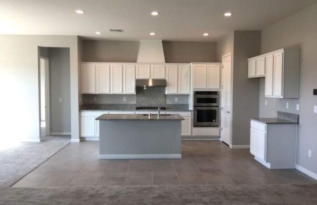 2104 Roaring Fork Court Gallery 3