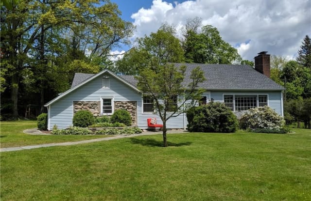 32 Knapp Lane - 32 Knapp Lane, Fairfield County, CT 06840