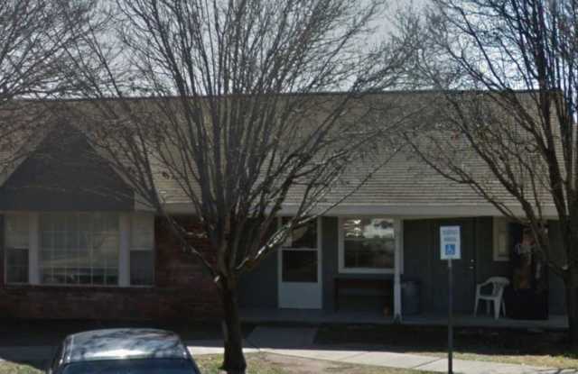4600 Woodland Ave. Gallery 2