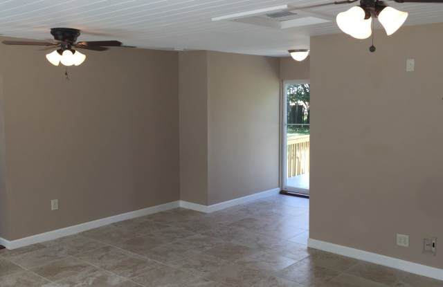 18 Catalina Dr Gallery 2