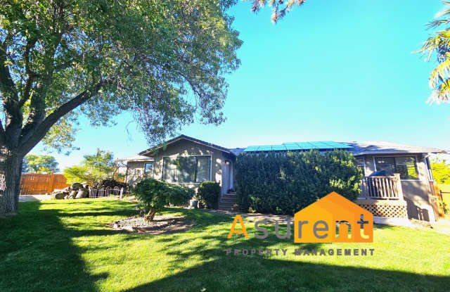 Wonderfully Updated Home in Fantastic Location Available Soon! - 3034 Lazy Creek Drive, Medford, OR 97504
