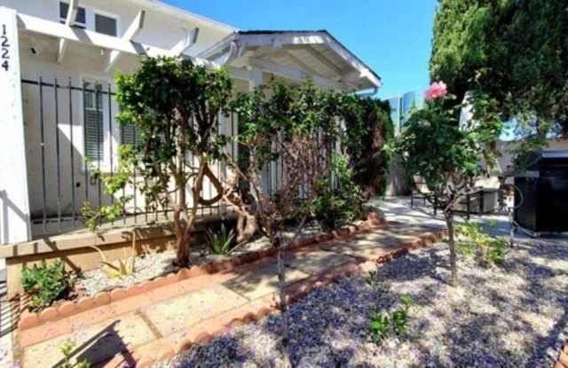 1224 21ST ST - 1224 21st Street, Santa Monica, CA 90404