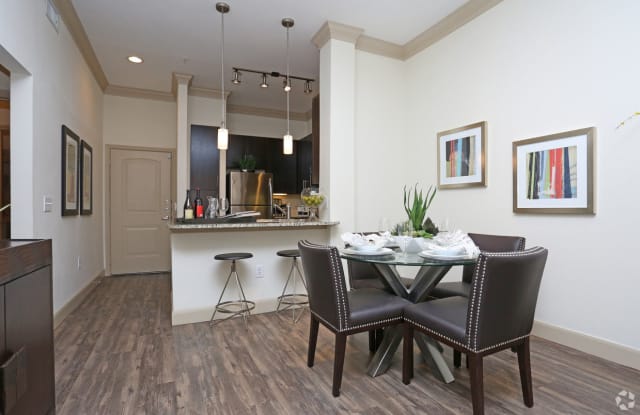Braeswood Place photos photos