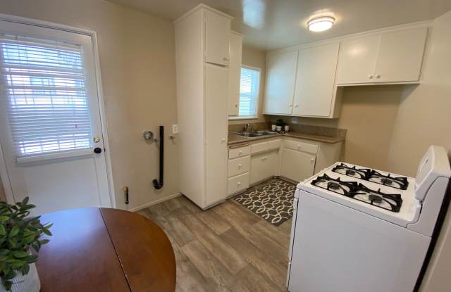 4453 W. 159th St. photos photos