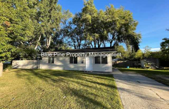 570 Iona Street photos photos