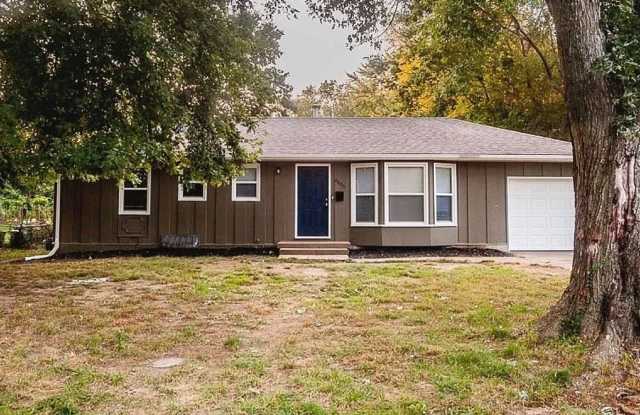9805 Beacon Avenue, Kansas City, MO 64134 - 9805 Beacon Avenue, Kansas City, MO 64134