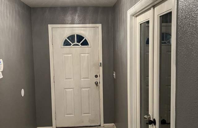 15710 Robin View Gallery 2