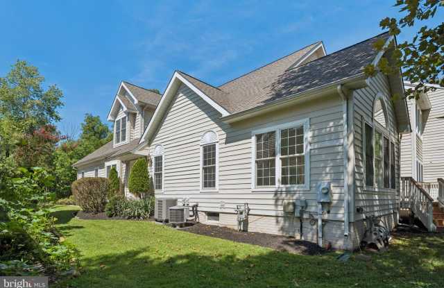 25634 CREEK RUN Terrace Gallery 4