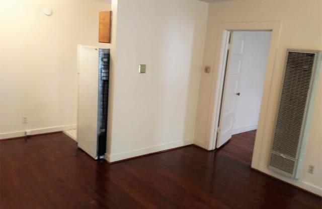 215 West Magnolia - 02 Gallery 4