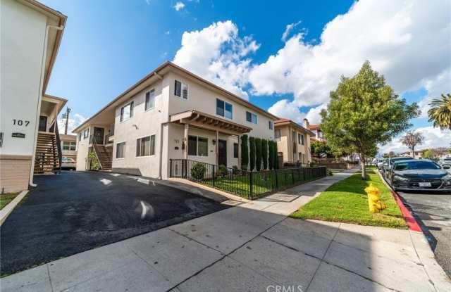 113 N 1st Street photos photos