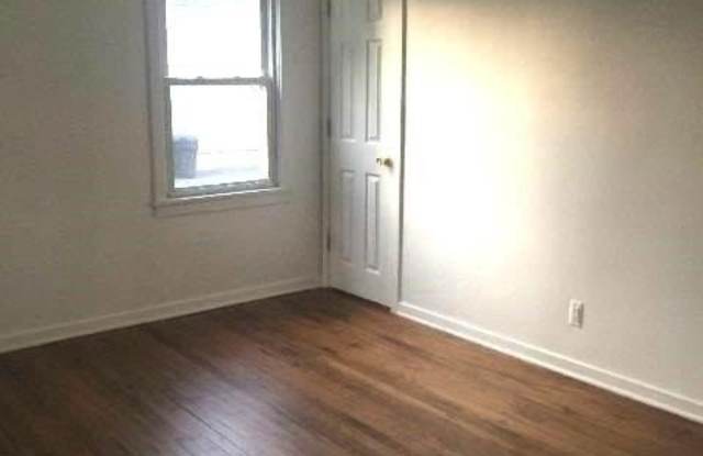 22 Gordon Avenue Gallery 3