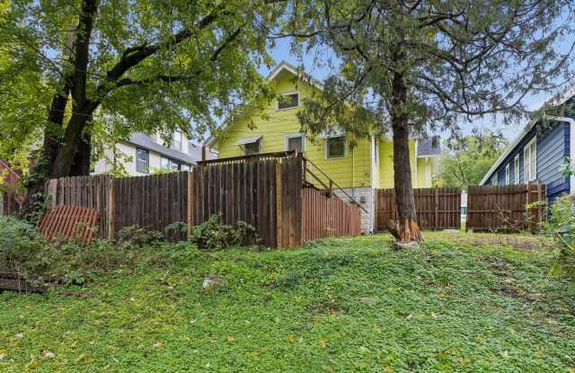 Charming 3-Bedroom Home — Pet Friendly! Gallery 4