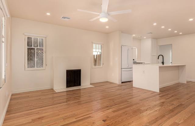 1223 East Hubbell Street photos photos