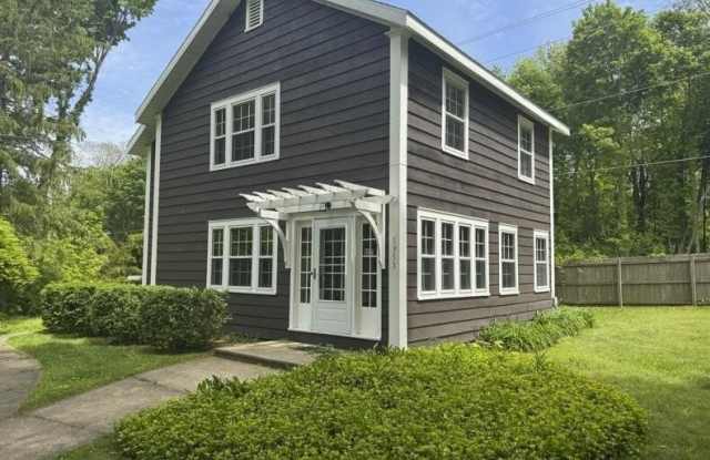5953 BEECHWOOD DRIVE photos photos