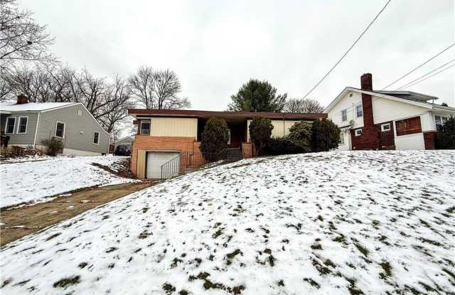 1635 Goodyear Boulevard photos photos