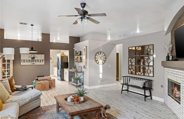 222 Horizon Peak Drive Gallery 3