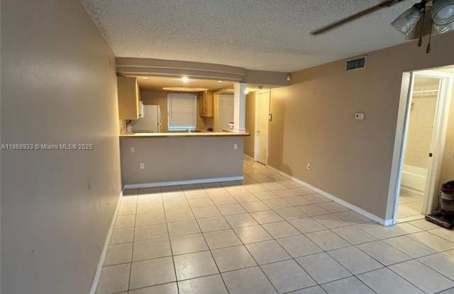 5040 Terrace palms circle photos photos