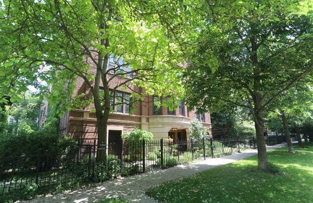 4527 Wolcott - 4527 N Wolcott Ave, Chicago, IL 60640