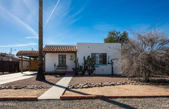 2620 E Lee Street photos photos