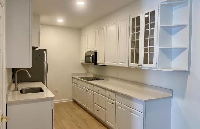 7806 BIRNAM WOOD Drive photos photos