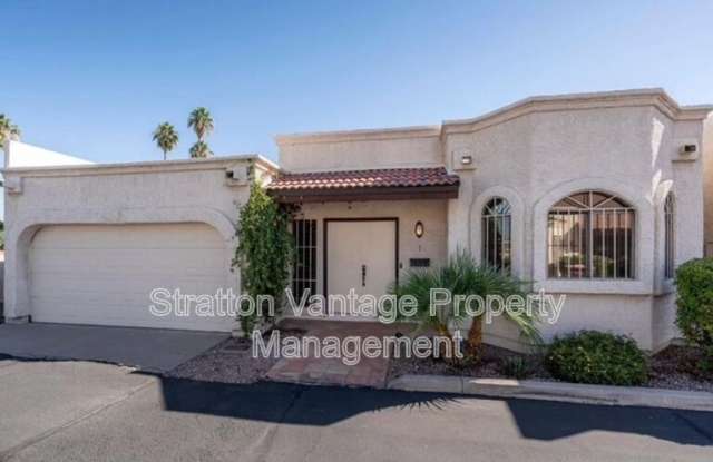 2647 N Miller Rd photos photos