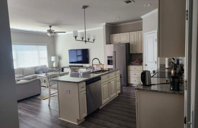 Spacious 4BR Townhome in Lilburn photos photos