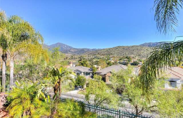22 Thorn Oak - 22 Thorn Oak, Rancho Santa Margarita, CA 92679