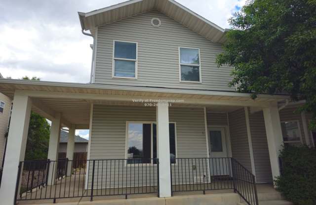 Your new 3 bedroom 2.5 bath townhome awaits! photos photos