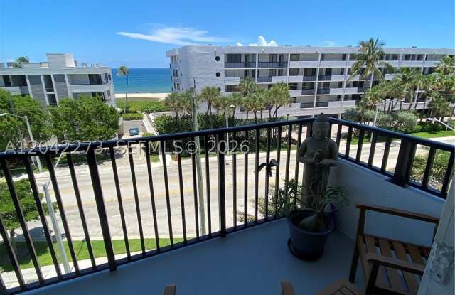 531 N ocean Gallery 2