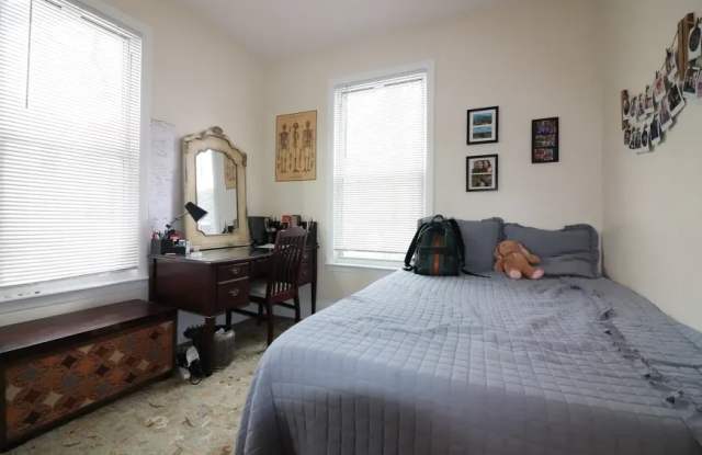 214 Freeman photos photos