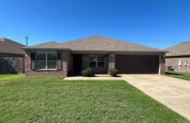 4 Bedroom Bentonville! Gallery 1