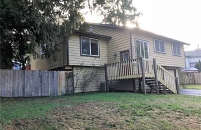 13840 Crestview Circle NW - 13840 Crestview Circle Northwest, Silverdale, WA 98383