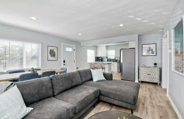 6836 Tower Street photos photos