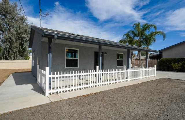 1175 Campbell Way photos photos