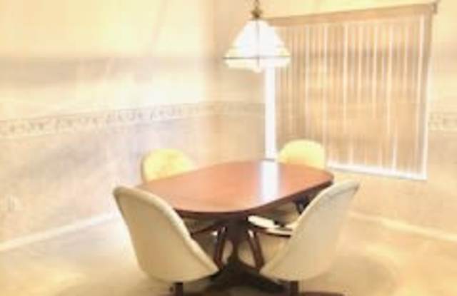 4919 Tara View Road Gallery 3